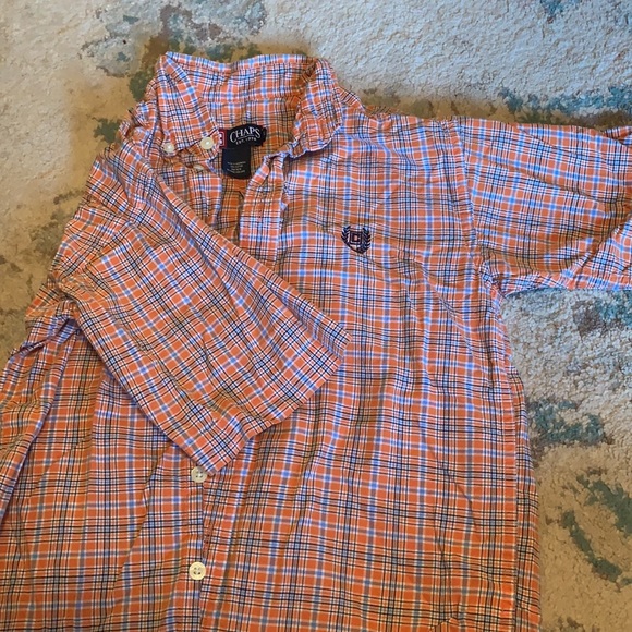 Short sleeve button down bundle! - Picture 3 of 7